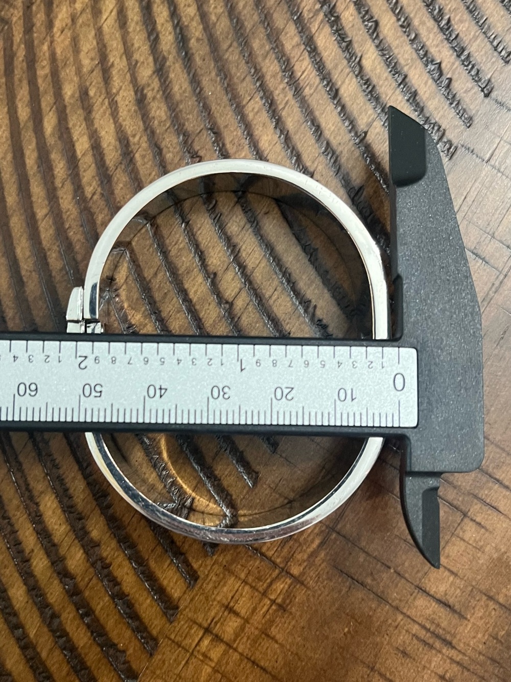 Silver & Orange H Bangle Click Bracelet Costume Jewelry High End Look - Picture 7 of 13